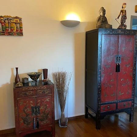 Appartement Sur Le Parvis De La Cathedrale Senlis  Esterno foto